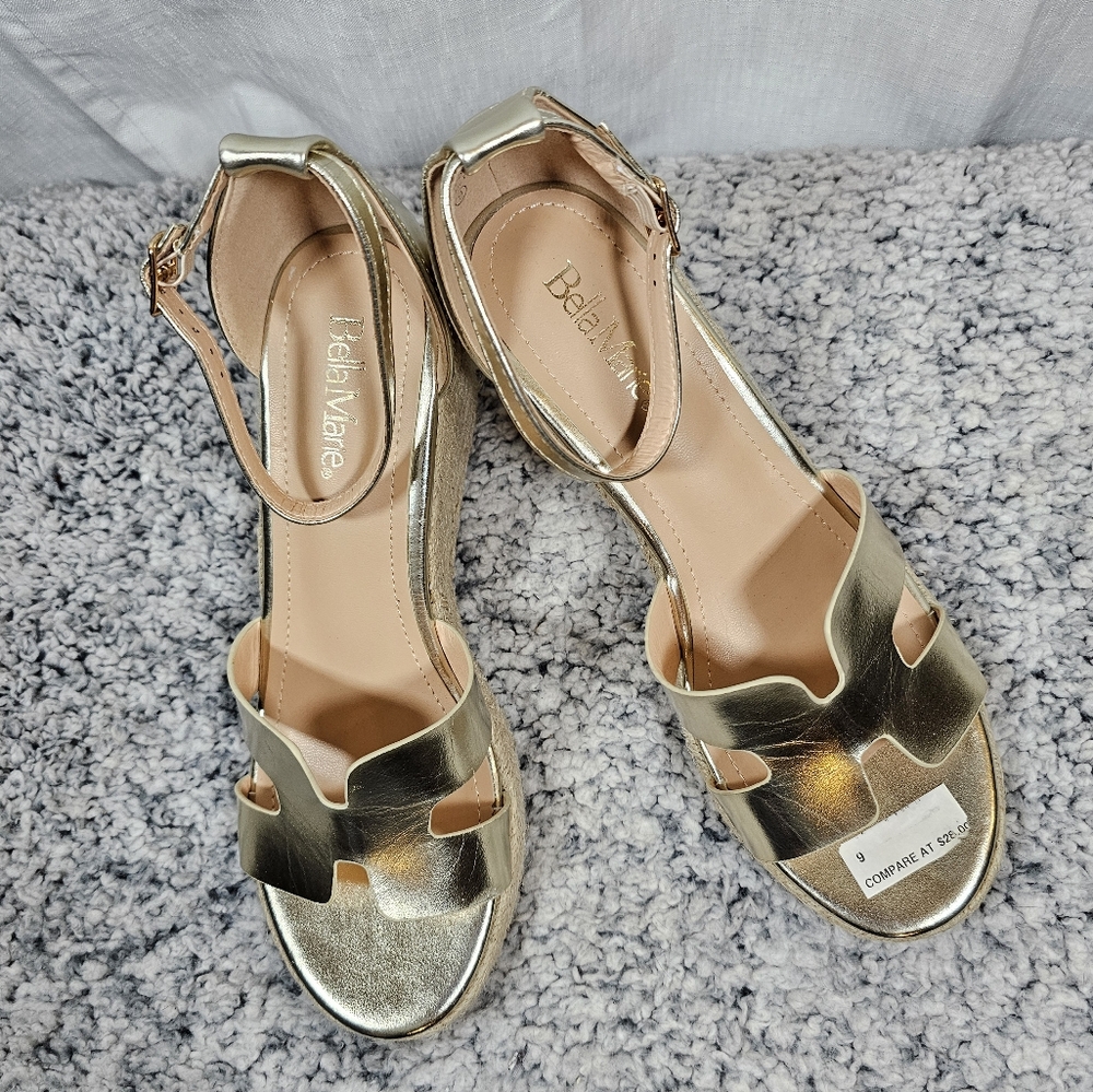 Bella Marie Sz 9 Gold Wedge Sandals